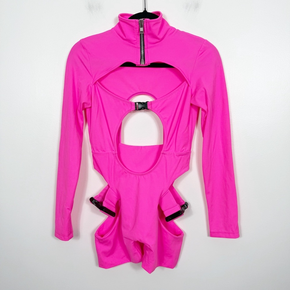 Lipt the label hot neon pink buckle long sleeve cut-out bodysuit size medium